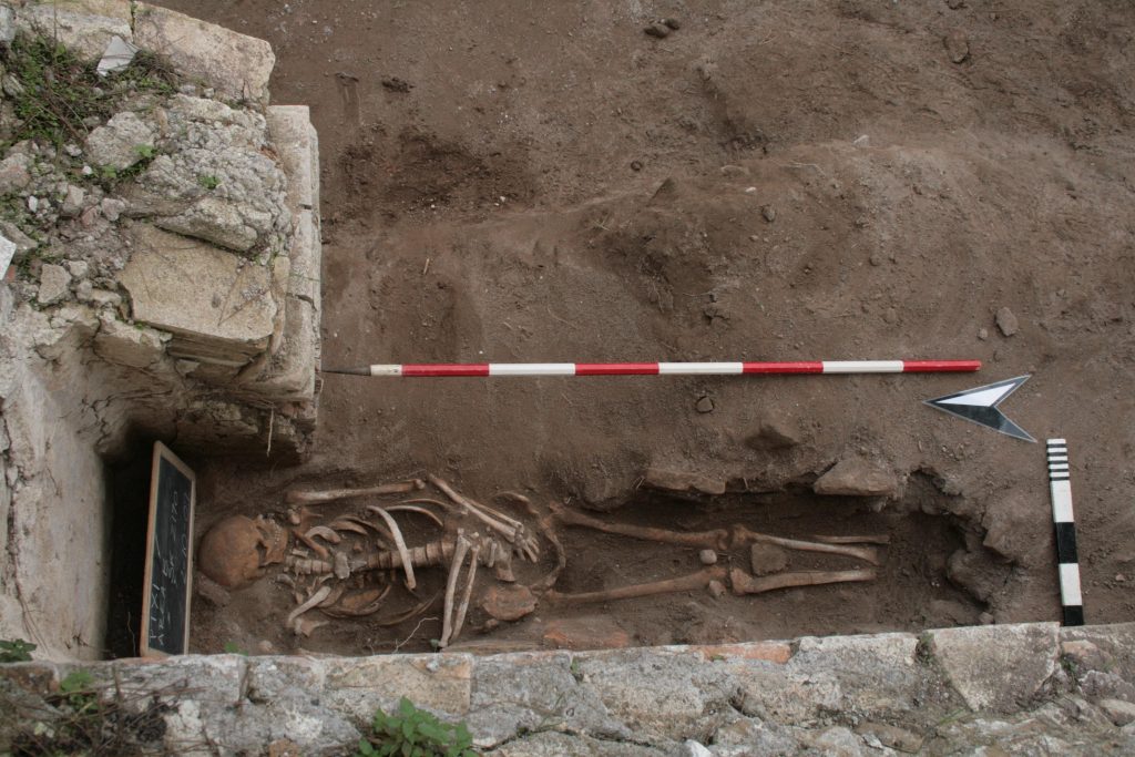 Excavated skeletons of 6th c date found close to the quay on the south side of the Claudian basin (Photo: Portus Project)